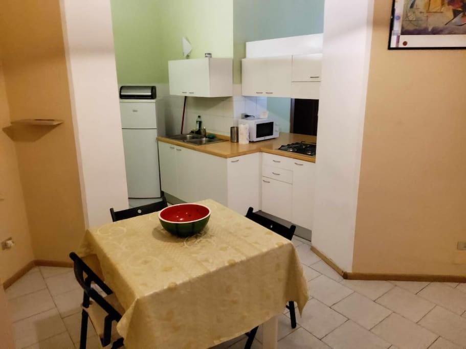 Апартаменты Antica Casa Odone Асти Экстерьер фото
