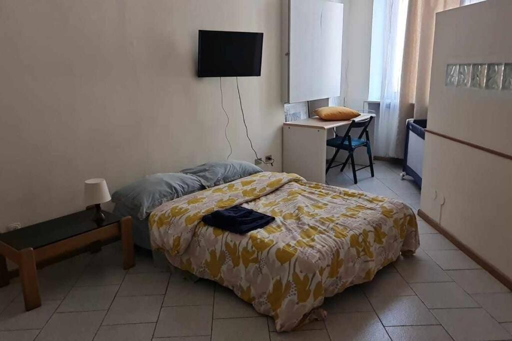 Апартаменты Antica Casa Odone Асти Экстерьер фото